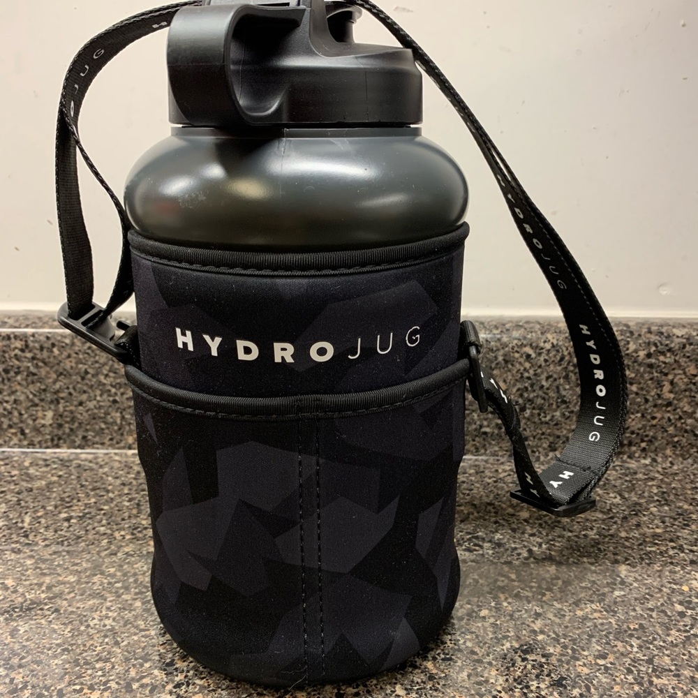 Hydrojug - jug and sleeve
